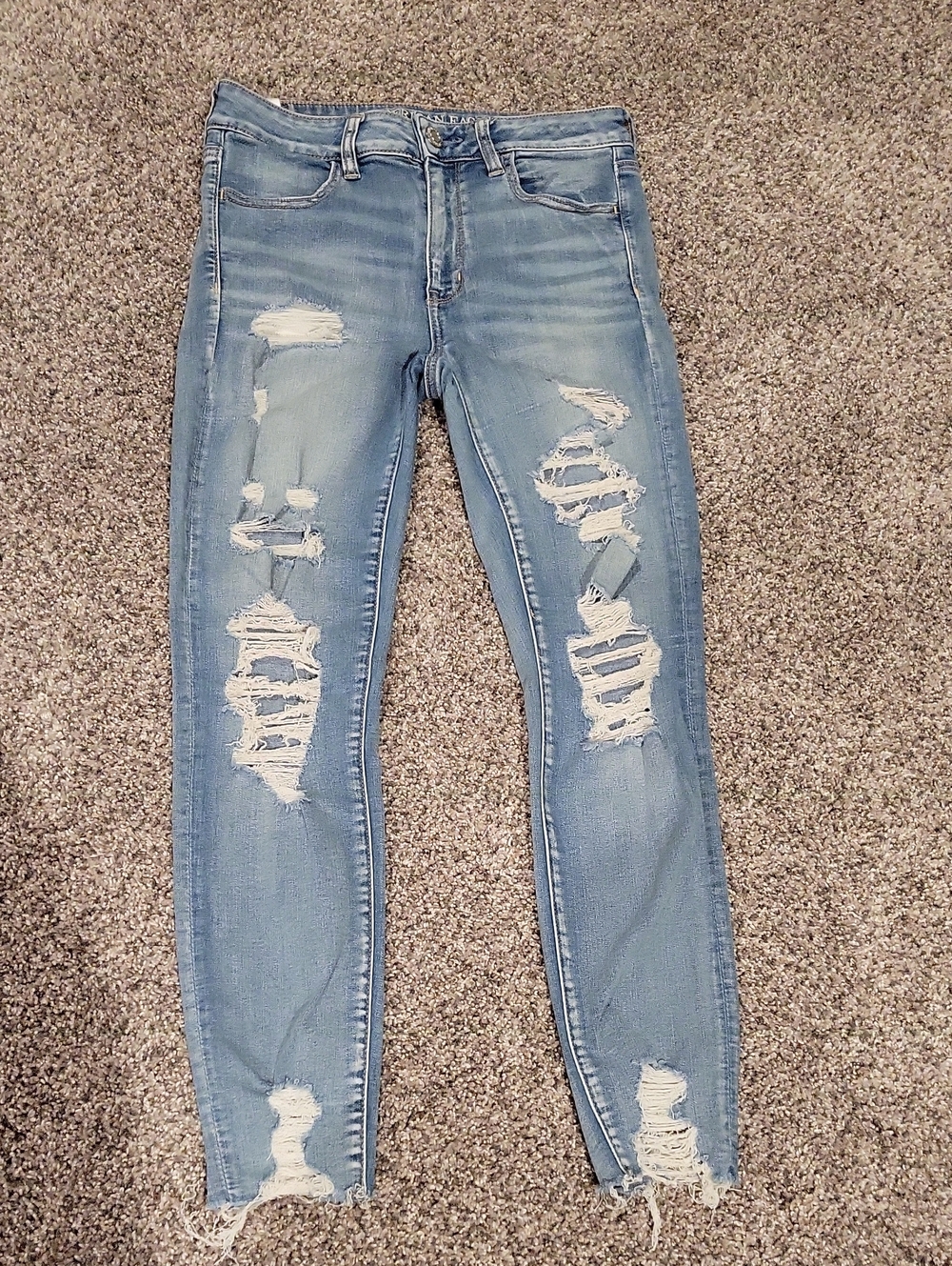 American Eagle Outfitters Light Blue Ripped Skinny Jeans, Size 8 Short